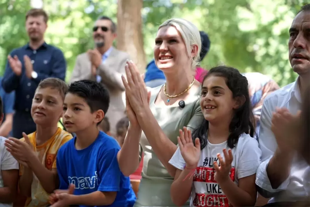 Bilecik’in İlk Kadın Belediye Başkanı Melek Mızrak Subaşı, Başarı Anketinde İkinci Sırada